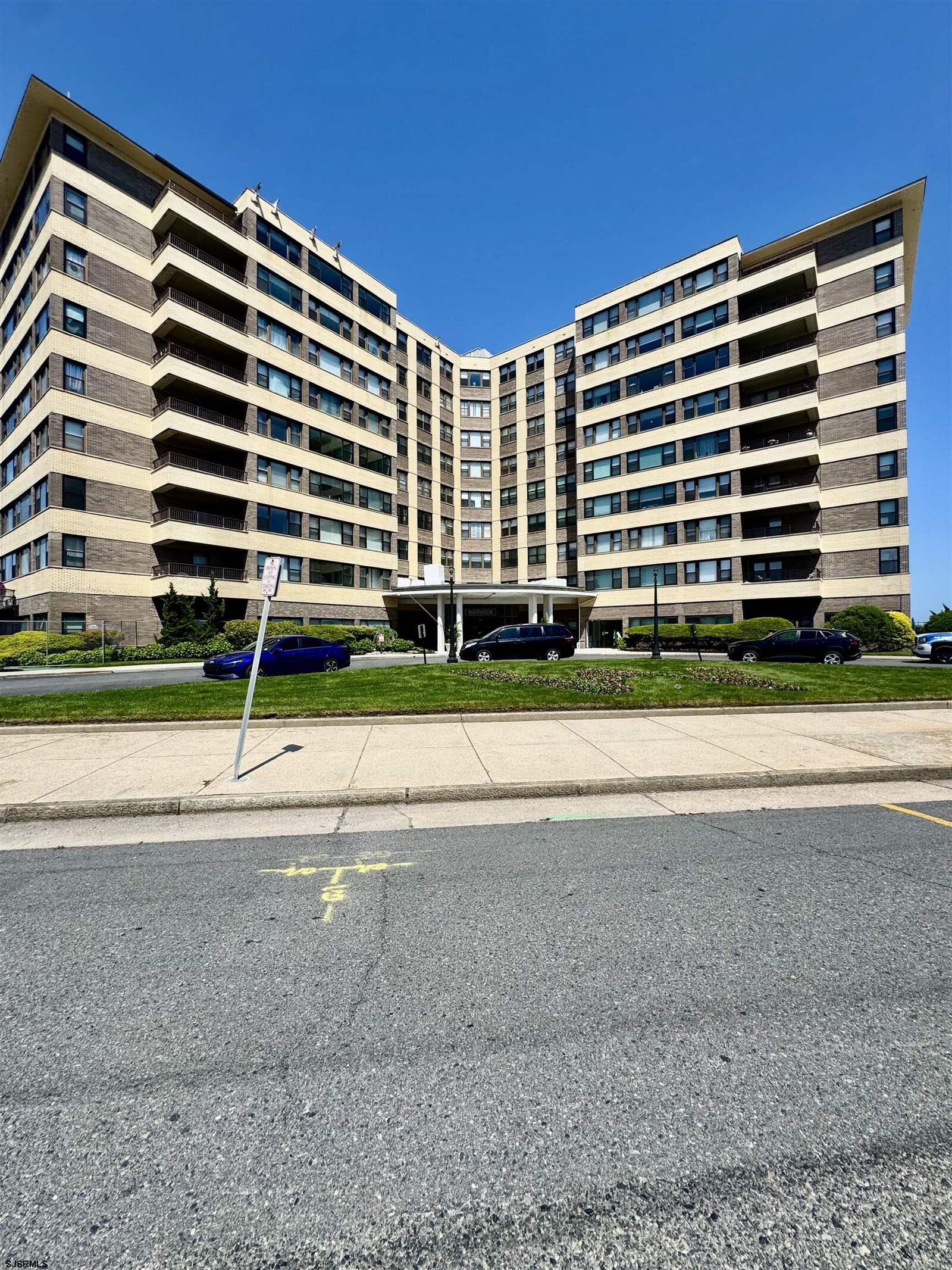 Property Photo:  101 S Raleigh Ave 713  NJ 08401 