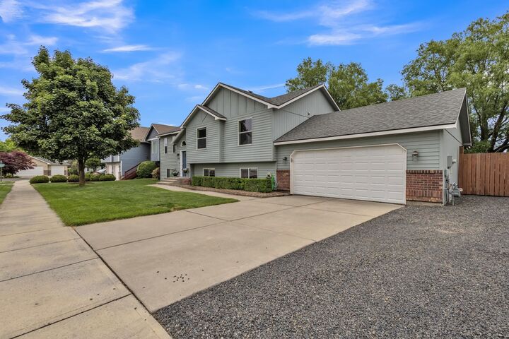 Property Photo: 8716 N J Ct WA 99208