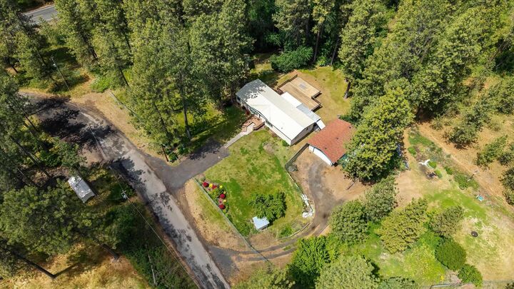 Property Photo: 21916 W Mallard Bay Ln WA 99004