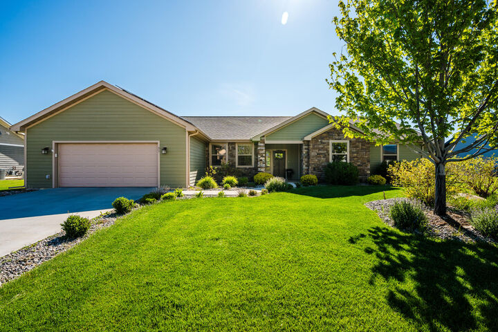 Property Photo: 27 Club House Drive WY 82801