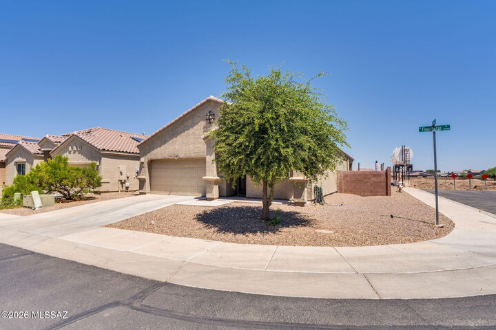 Property Photo: 12228 W Fianchetto Drive AZ 85653