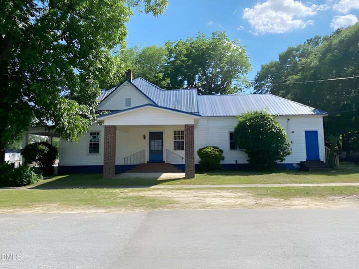 Property Photo:  301 S Wilson Street  NC 27830 