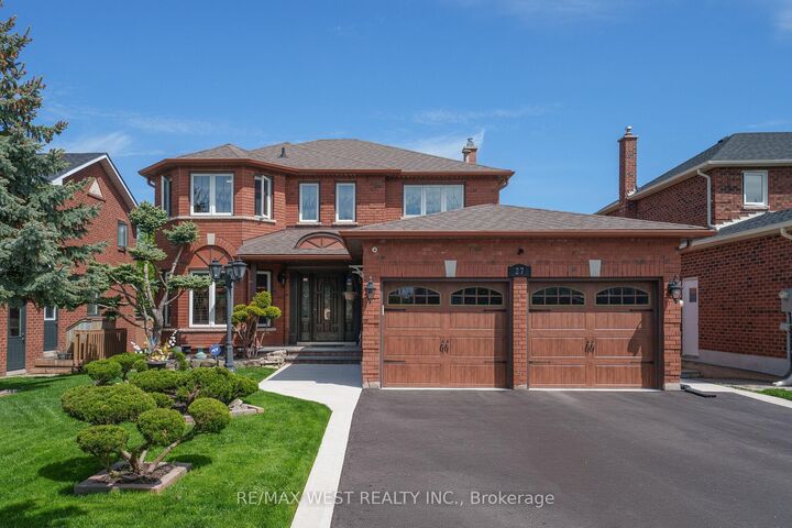 Property Photo: 27 Golden Meadow Road ON L4N 7E6