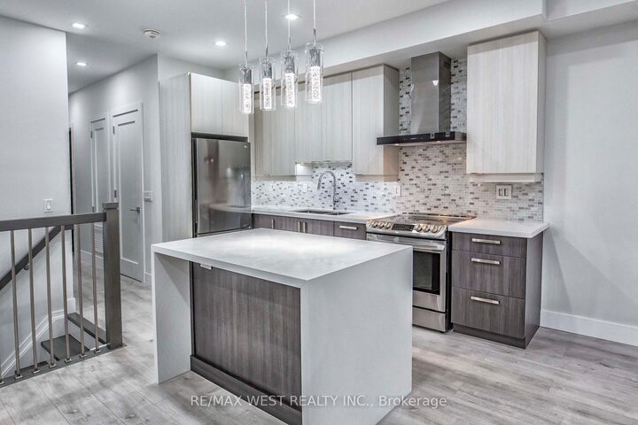268 Sterling Road — photo 1
