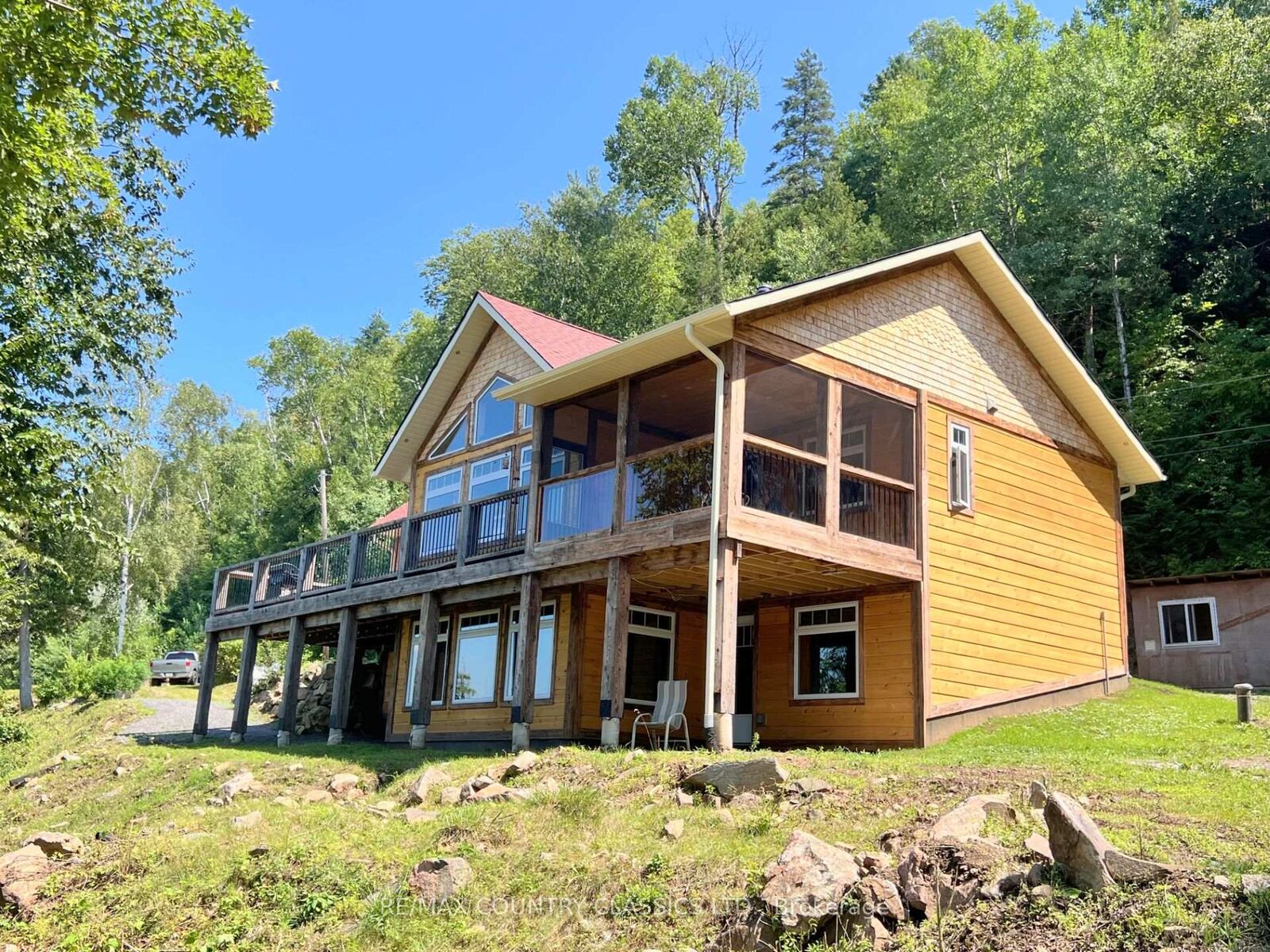 Property Photo:  518 Duncan Lane  ON K0L 1C0 