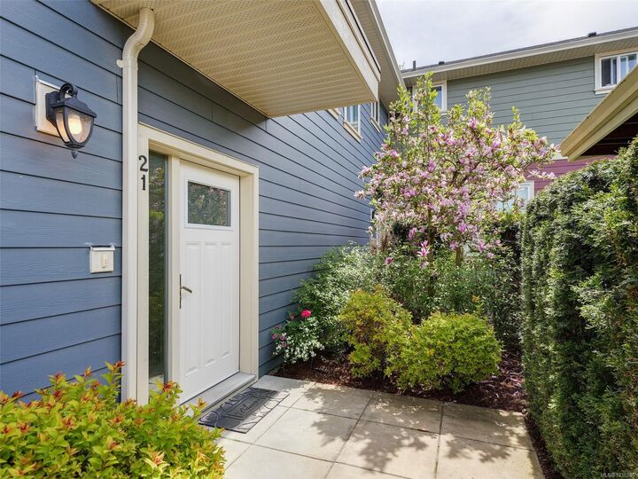 1515 Keating Cross Rd #21 — photo 1