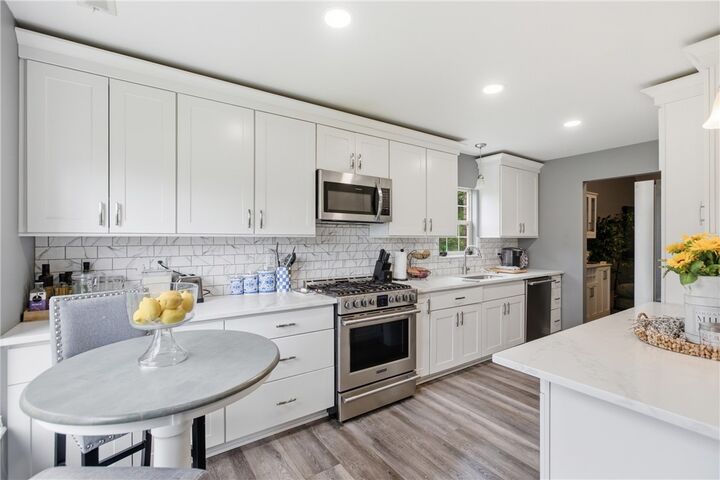 Property Photo: 3432 Woodwind Dr PA 15025