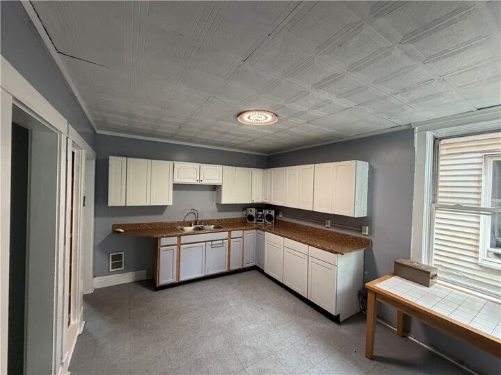 Property Photo: 537 Thompson PA 15033