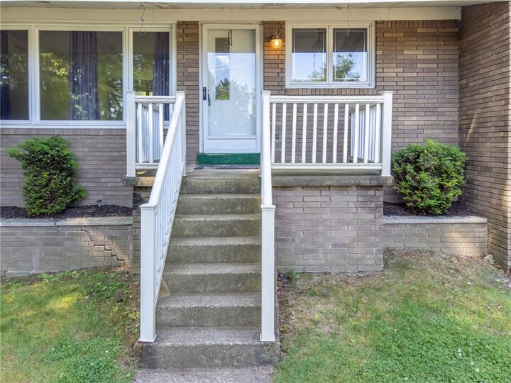 Property Photo: 101 Hibiscus Drive PA 15145