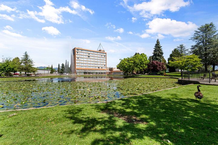 Property Photo: 45915 Cheam Avenue 10 BC V2P 1N7