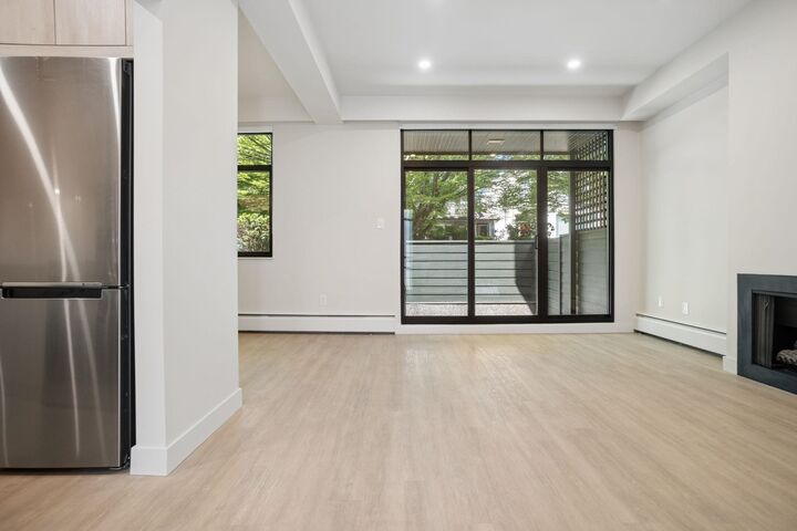 Property Photo:  1070 Cypress Street  BC V6J 3K5 