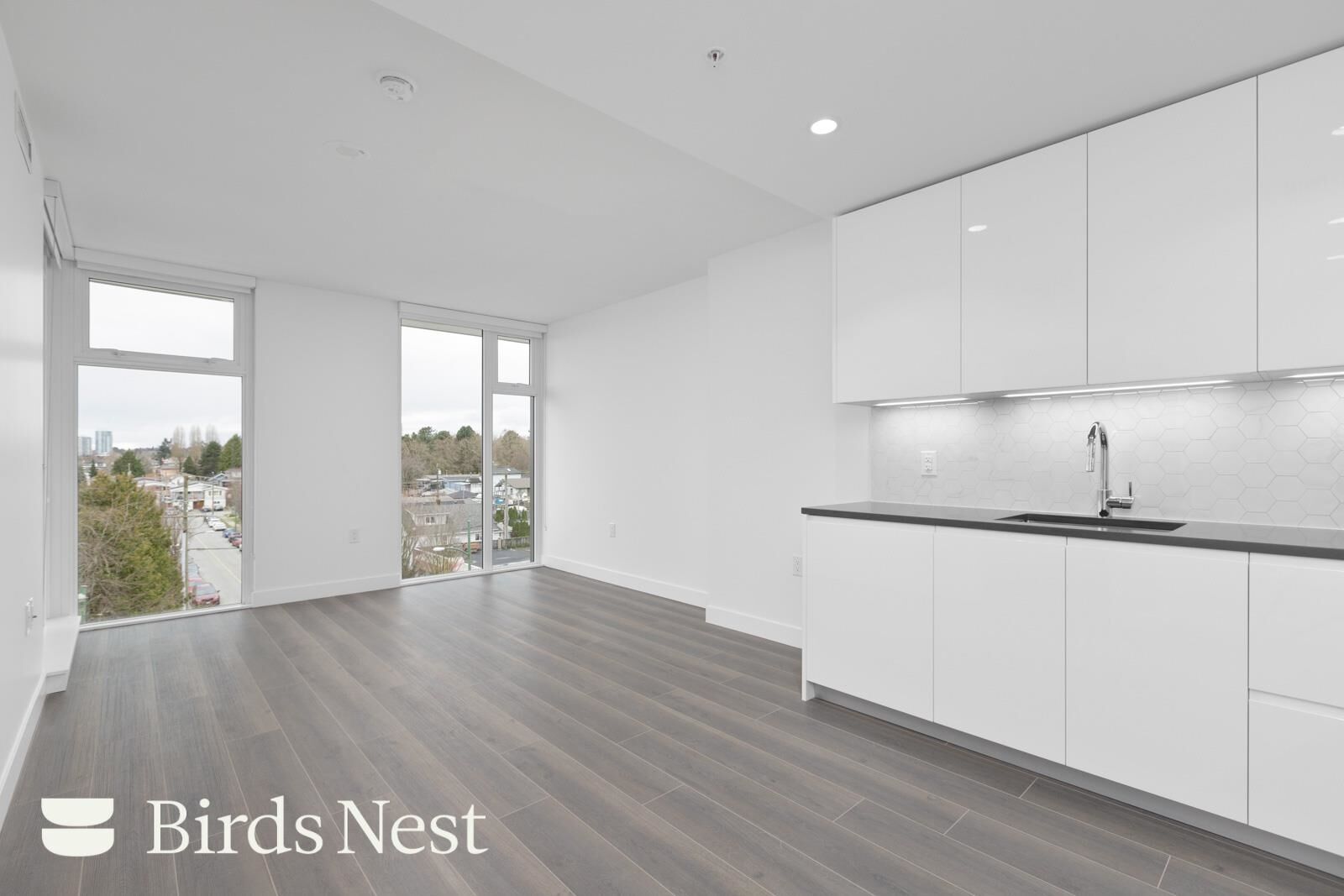 Property Photo: 8138 Fraser Street 503 BC V5X 0J8