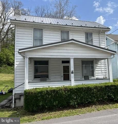 Property Photo:  932 New St.  PA 16650 