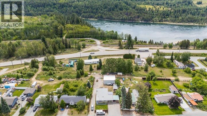 Property Photo:  609 201st Avenue  BC V1N 3R1 
