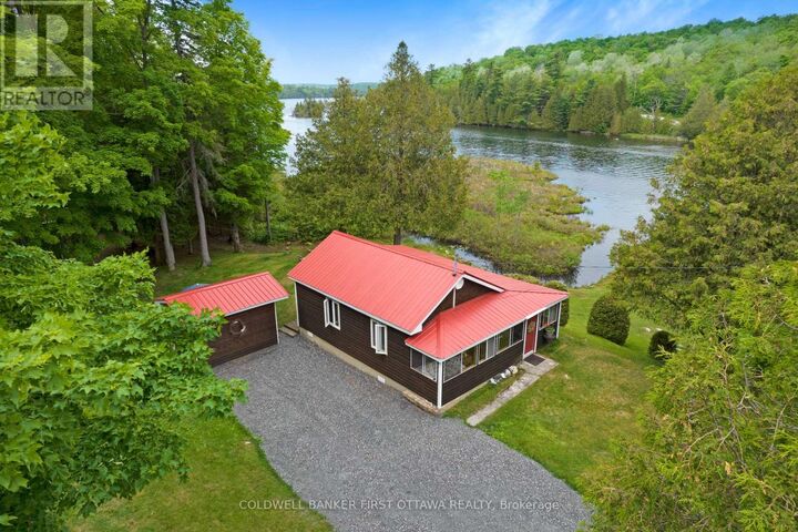 Property Photo:  1025 Arcol Road  ON K0H 2J0 