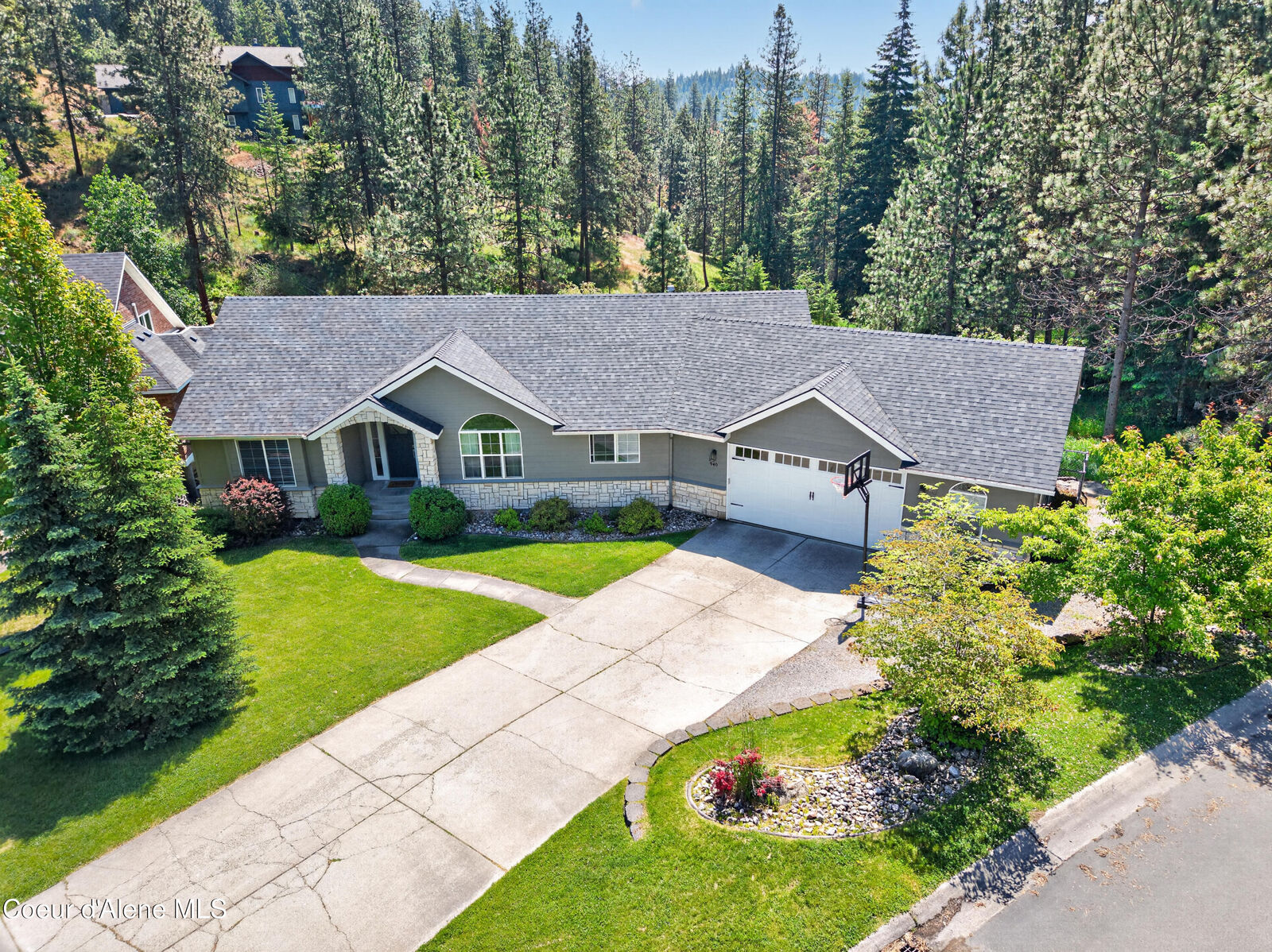 Property Photo:  940 N Armstrong Dr  ID 83814 