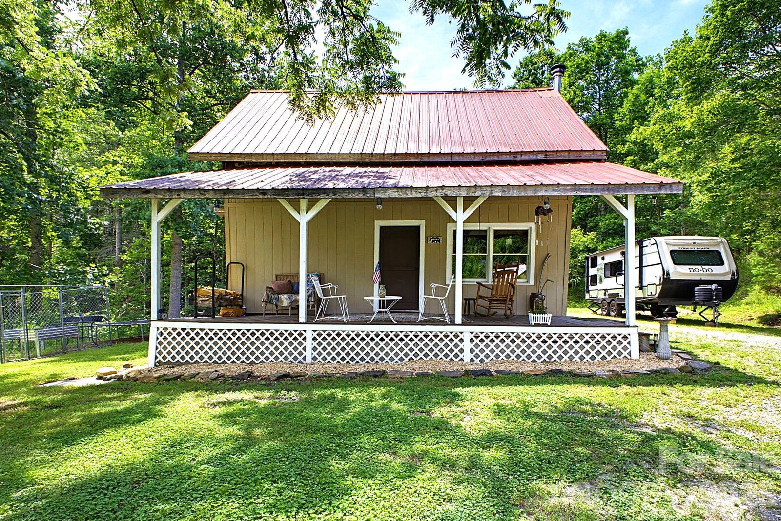 Property Photo:  1239 W McGuinn Road  NC 28756 