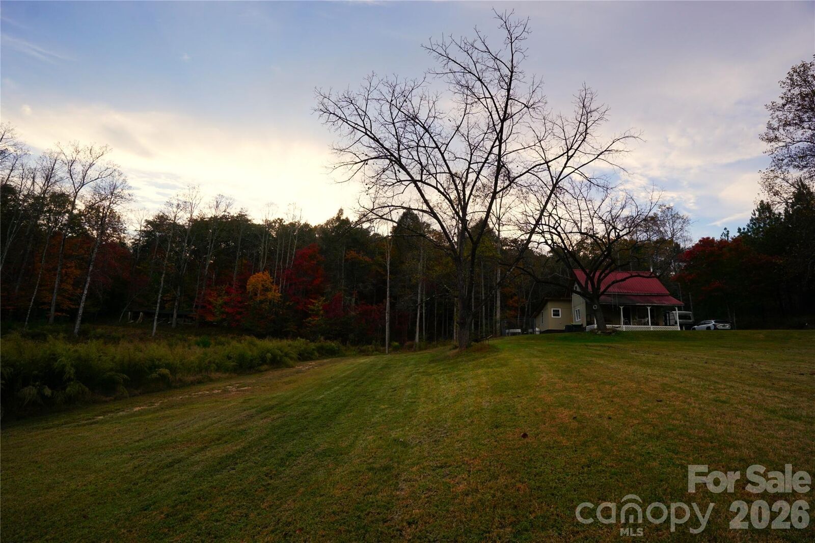 Property Photo: 1239 W McGuinn Road NC 28756