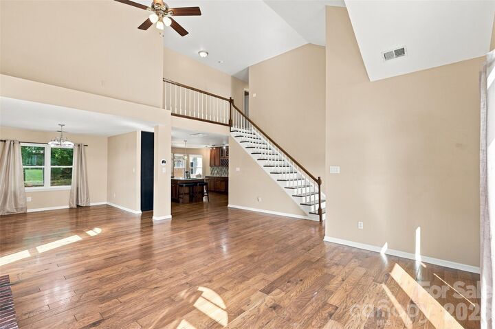 Property Photo: 9912 Park Springs Court NC 28210