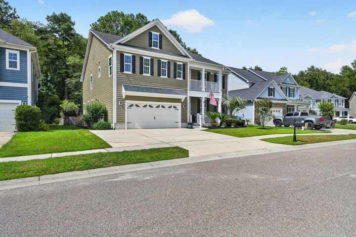 Property Photo: 168 Daniels Ridge Drive SC 29485
