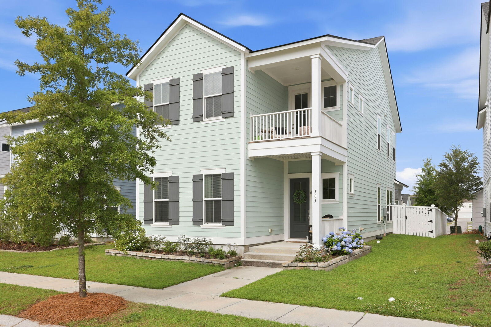Property Photo: 505 North Commodore Way SC 29483
