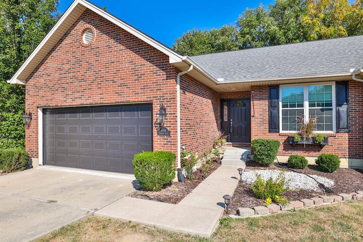 Property Photo:  6466 Winding Oaks Drive  OH 45044 