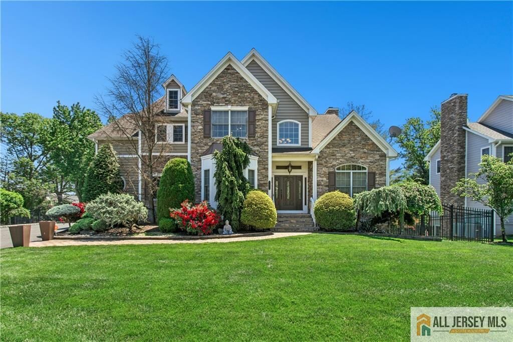 Property Photo: 1 Hartman Court NJ 07066