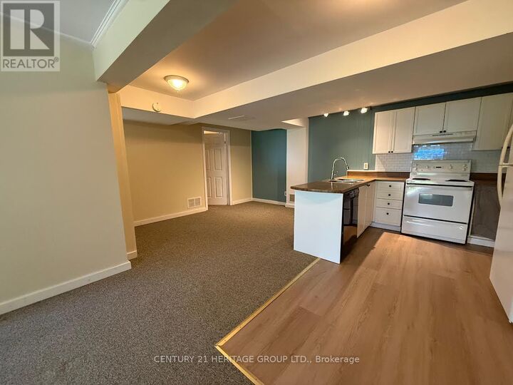 Property Photo: 927 Srigley Street Bsmt ON L3Y 1Y2