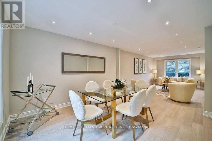 Property Photo: 6 McClenny Drive ON L4G 5P9