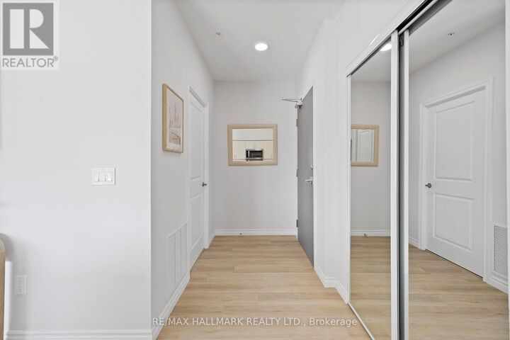 Property Photo: 70 Dean Avenue 230 ON L4N 0C2