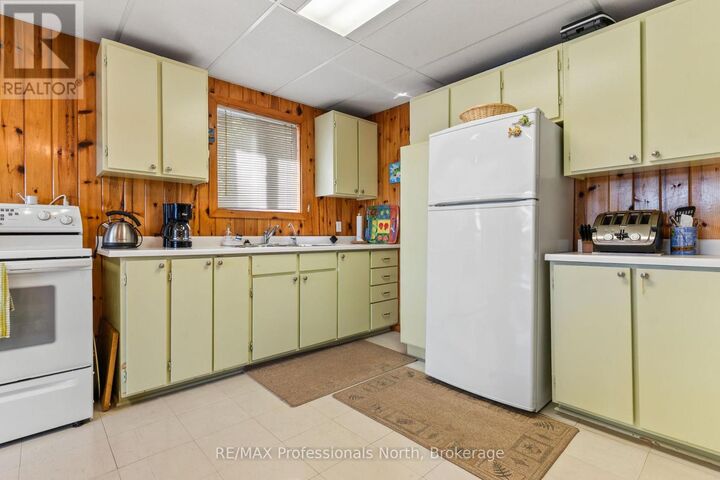 Property Photo: 10167 Little Hawk-West Sho ON K0M 1S0