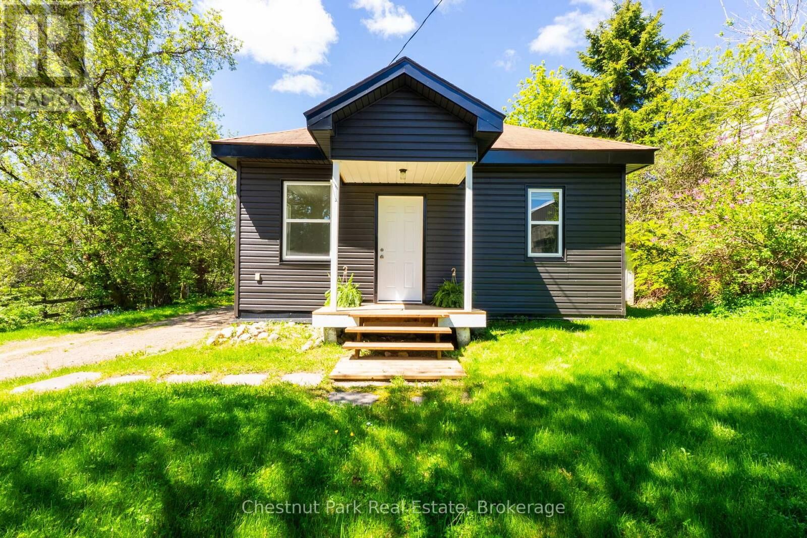 Property Photo:  203 Centre Street  ON P0A 1C0 