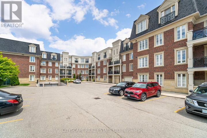 Property Photo: 3351 Cawthra Road 321 ON L5A 4N5