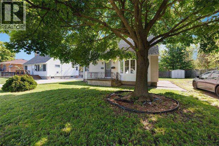 Photo de la propriété:  580 Indian Road North  ON N7T 7G6 