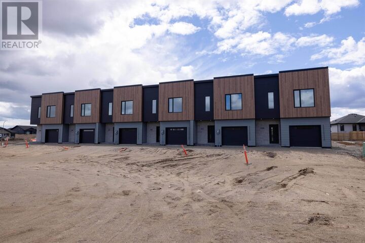 Property Photo:  838 Weiler Blvd  ON P7C 0A7 