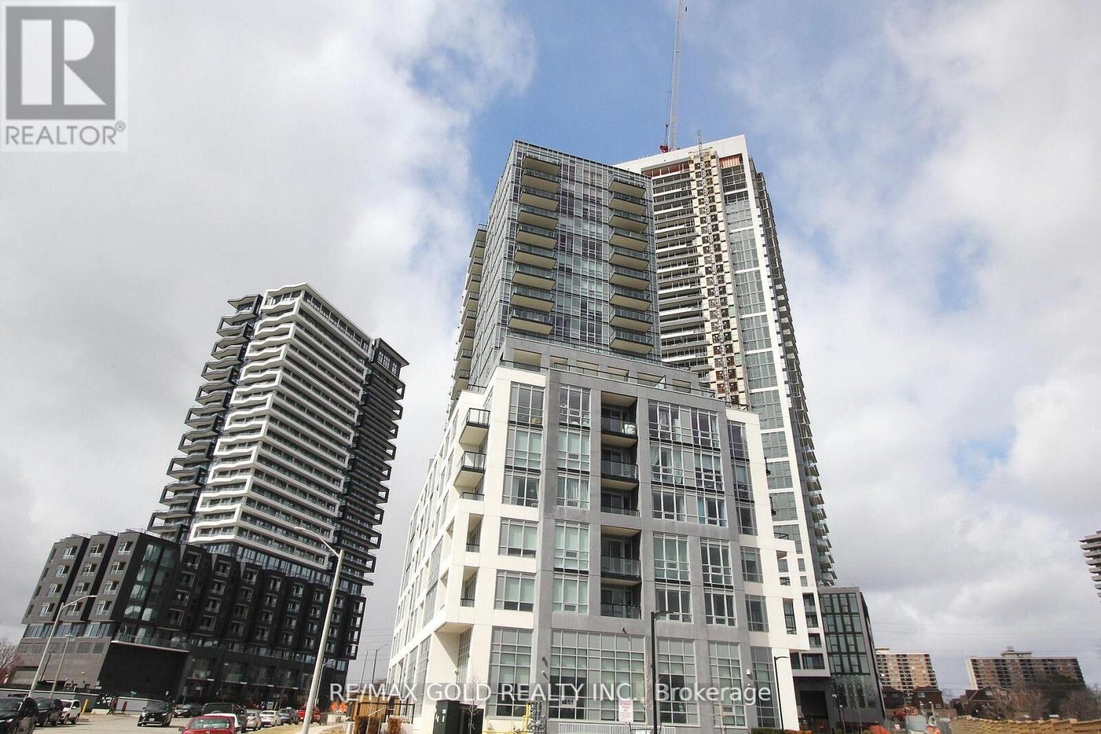 Property Photo: 225 Malta Avenue 1701 ON L6Y 6L6