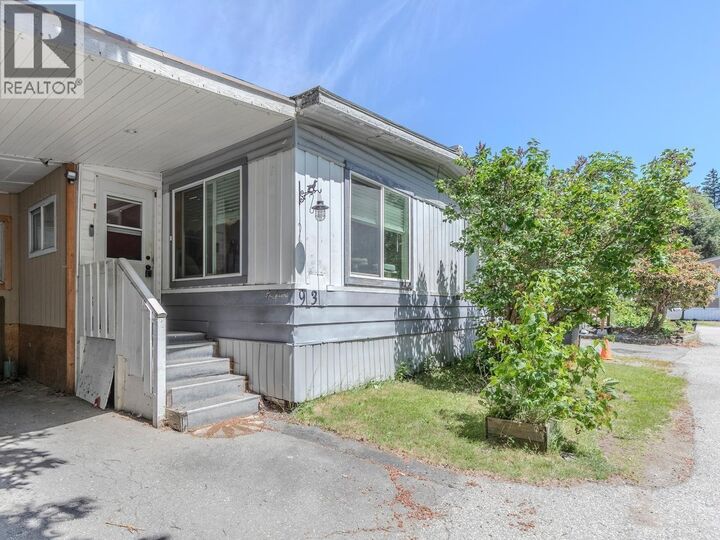 Property Photo:  40157 Government Road 93  BC V0N 1T0 