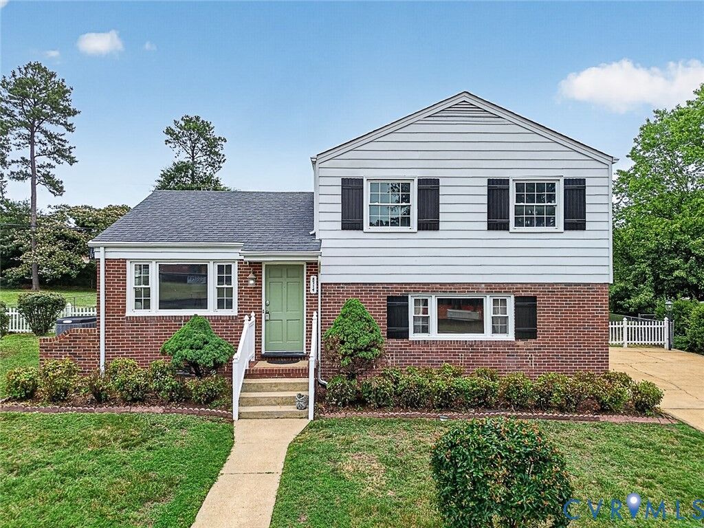 Property Photo:  8714 Nesslewood Drive  VA 23229 
