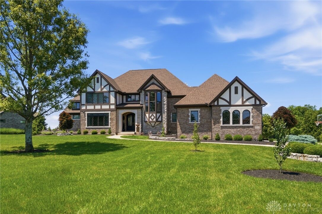 Property Photo:  8231 Turning Leaf Crossing  OH 45066 
