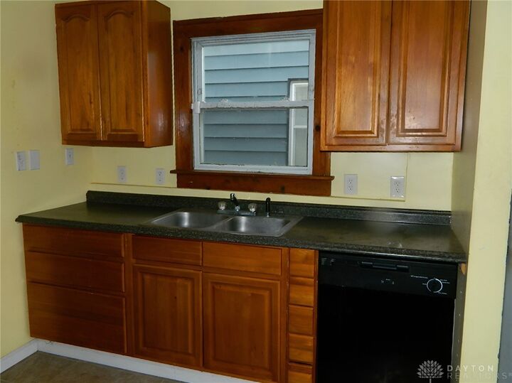 Property Photo: 228 N Harris Avenue OH 43204