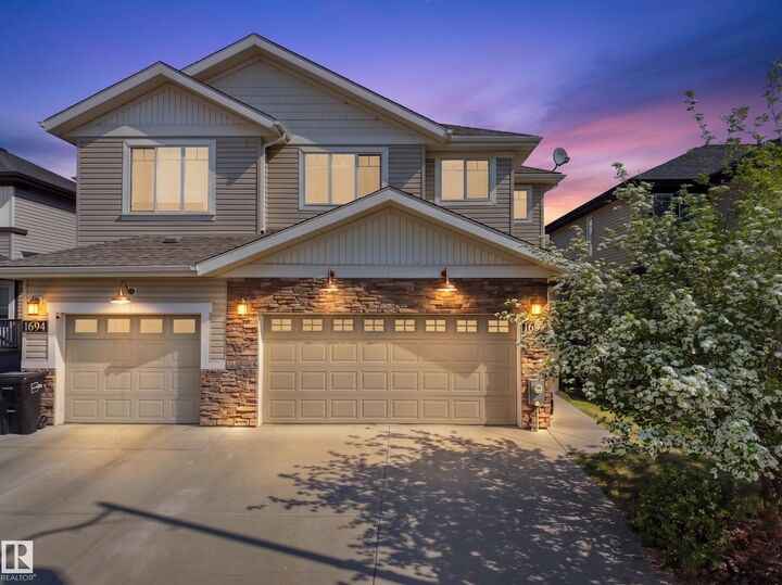 1692 Cunningham Way SW — photo 1