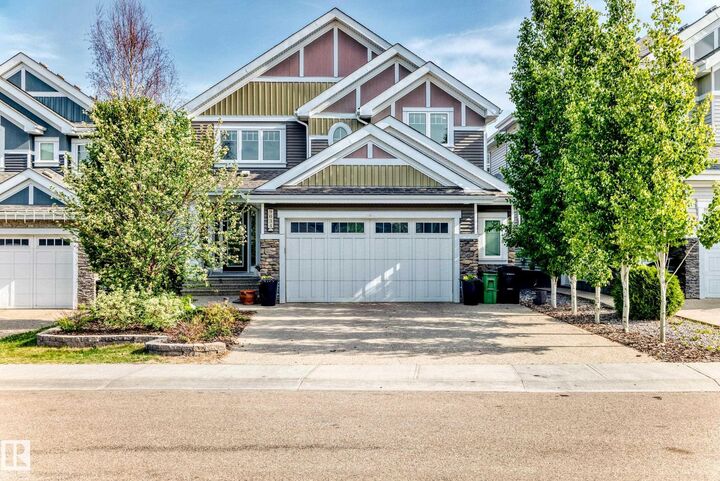 9034 24 Ave SW — photo 1