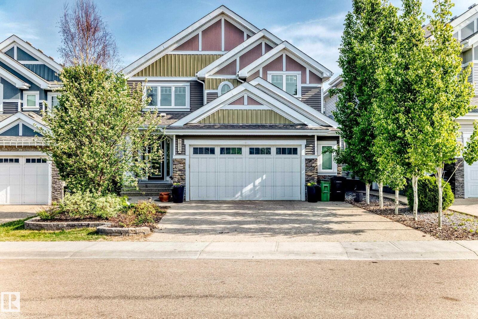 Property Photo: 9034 24 Ave SW AB T6X 2C4