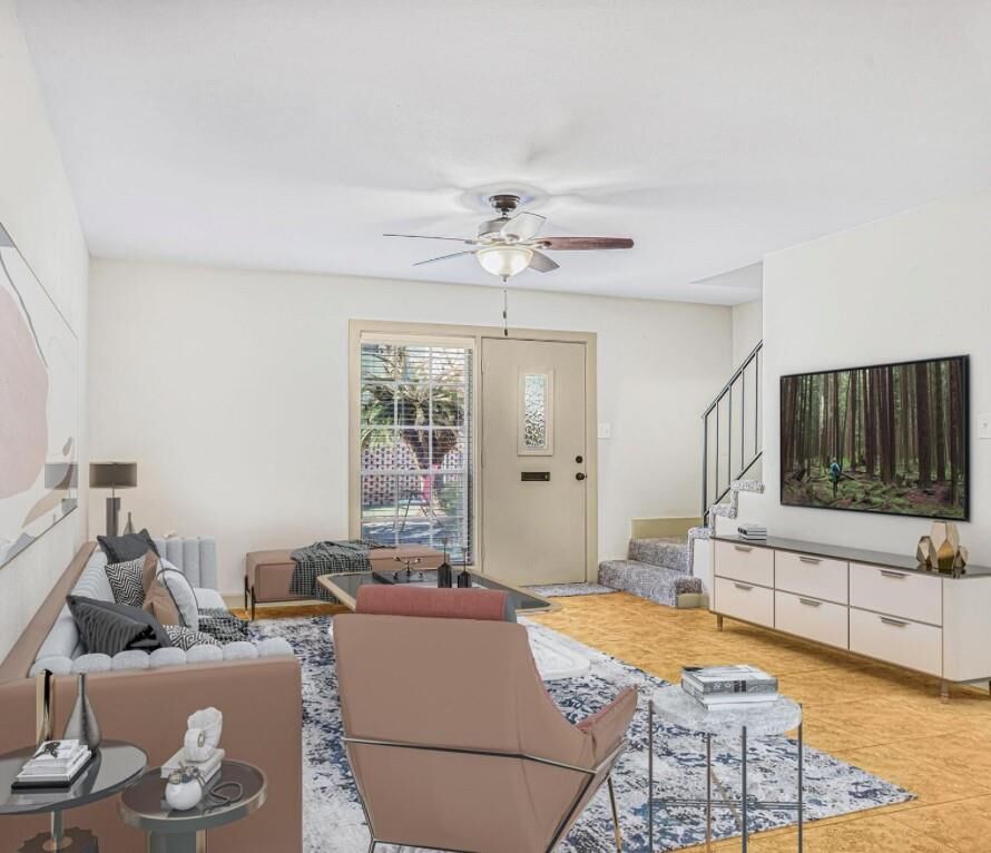 Property Photo: 4410 Tc Jester Boulevard 13 TX 77018