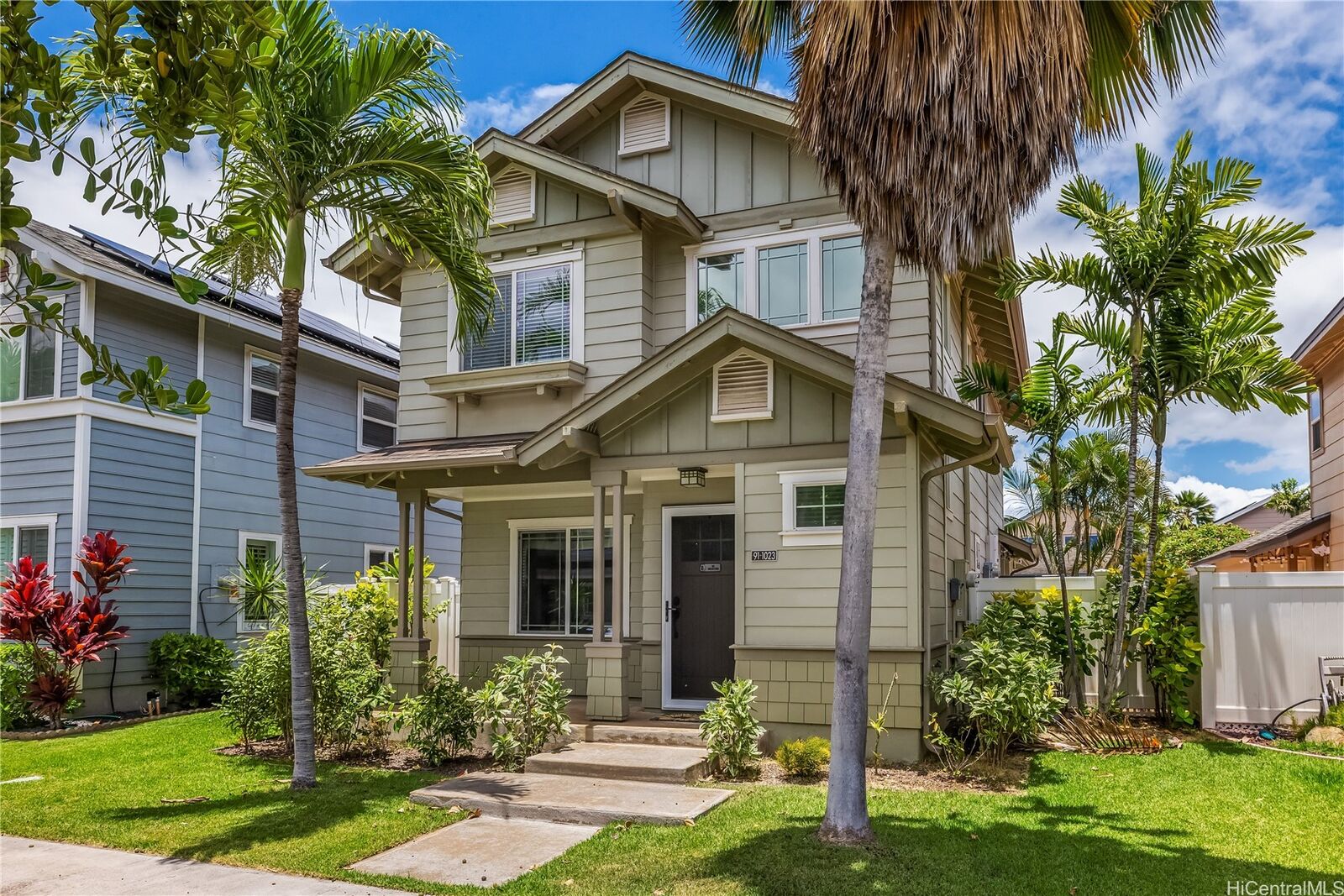 Property Photo:  91-1023 Kaihi Street  HI 96706 