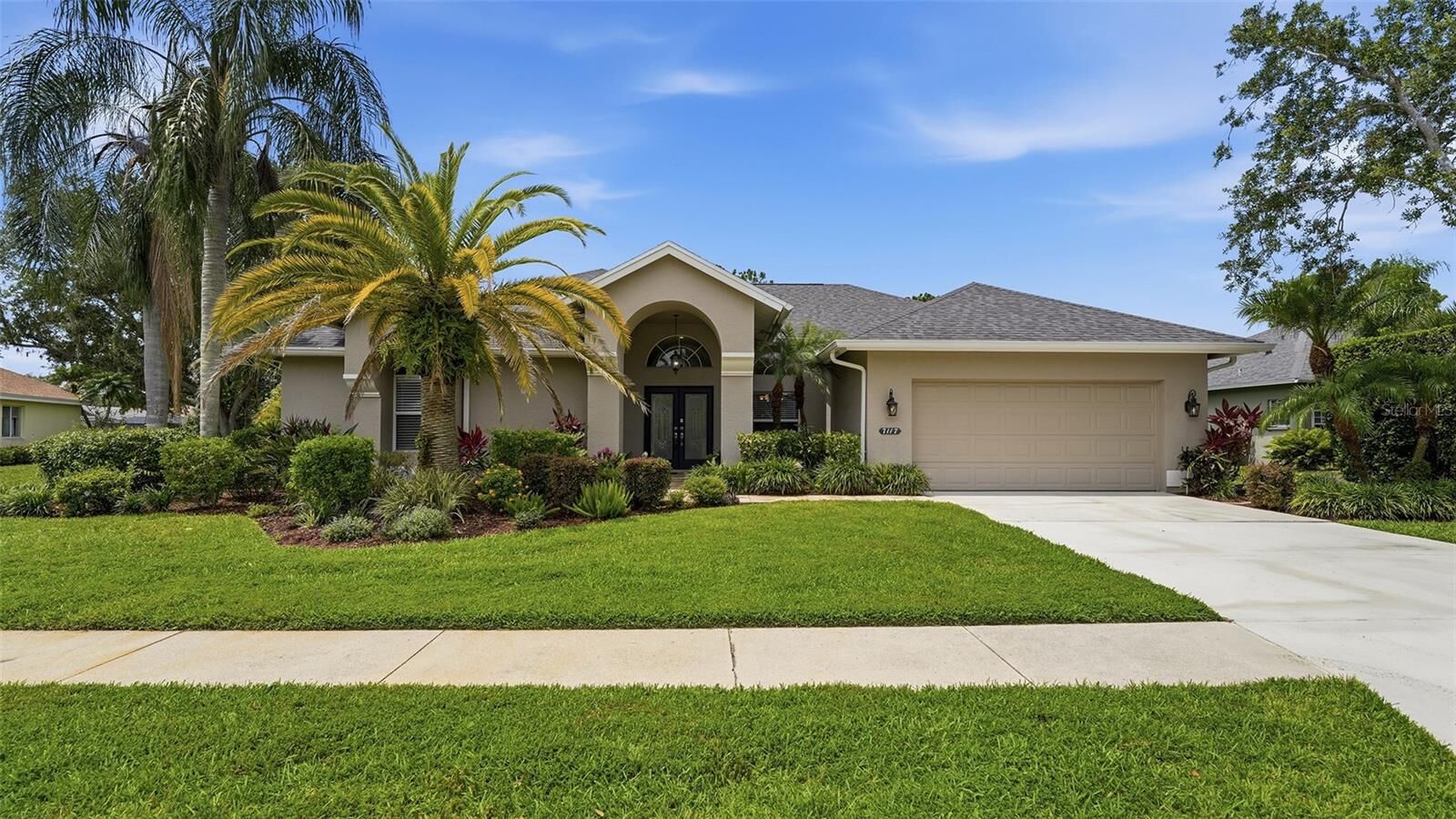 Property Photo:  7117 Dornough Lane  FL 34202 