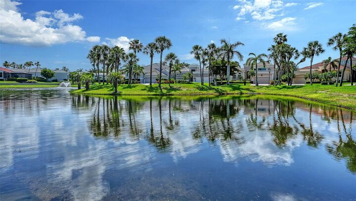 Property Photo:  3563 Fair Oaks Lane  FL 34228 