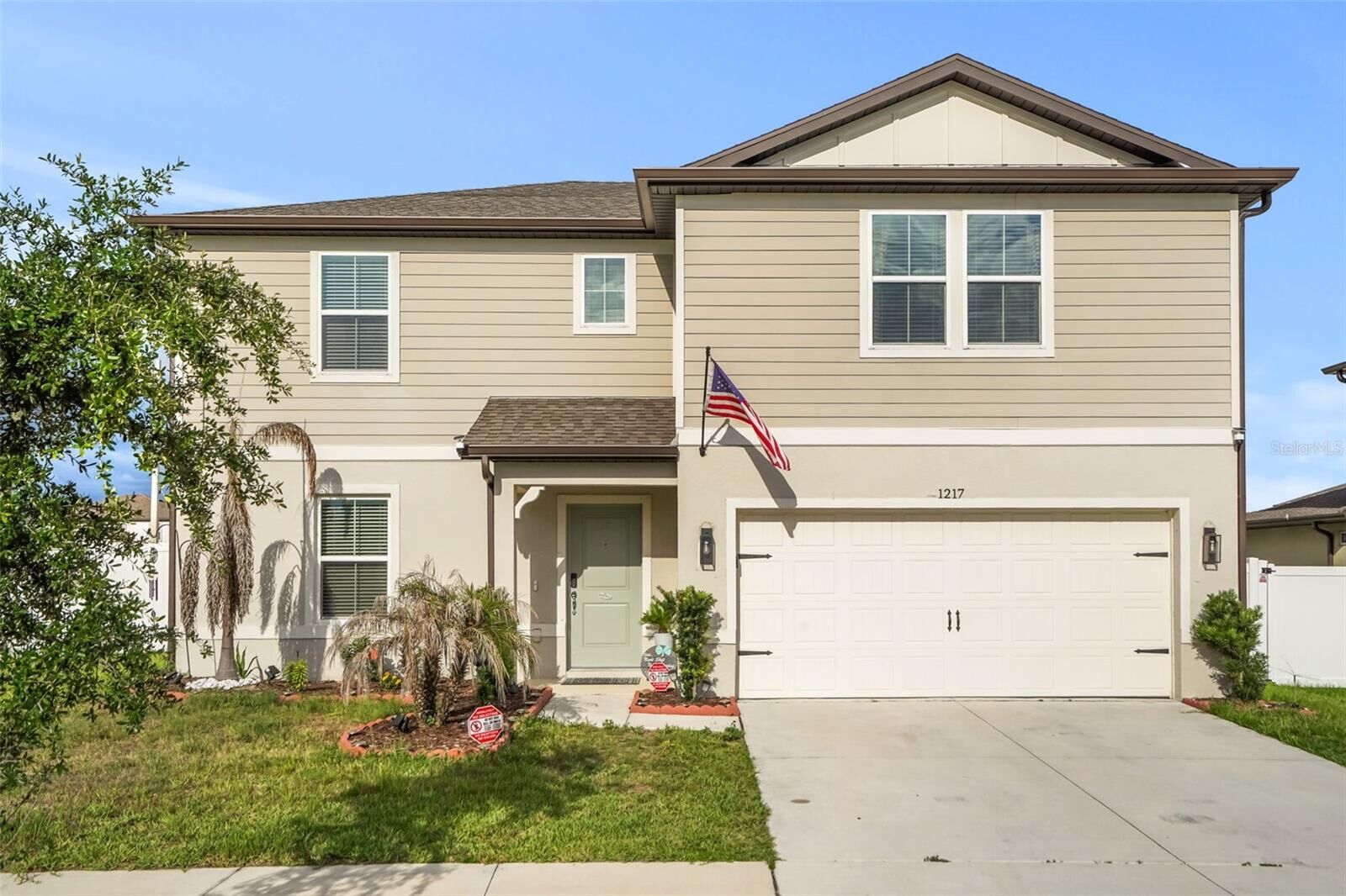 Property Photo: 1217 Michelangelo Lane FL 33884