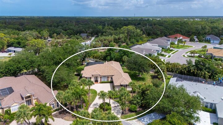 Property Photo:  27 Dominica Drive  FL 34223 