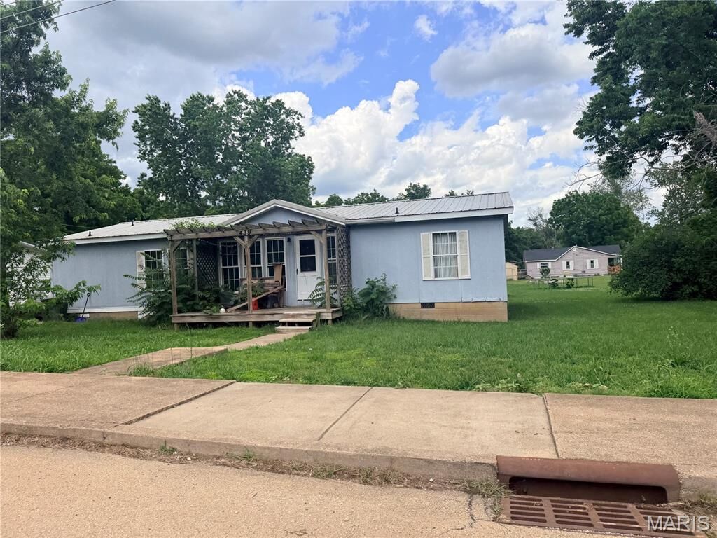 Property Photo:  439 E Elvins Boulevard  MO 63601 